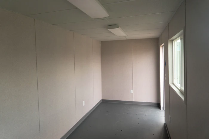 20ft. Ground Level Office Container - Image 2